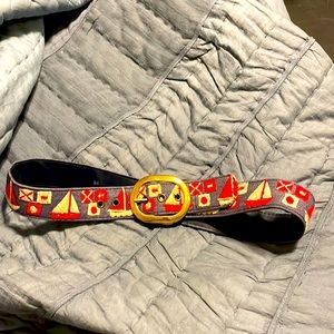 Vintage embroidered belt